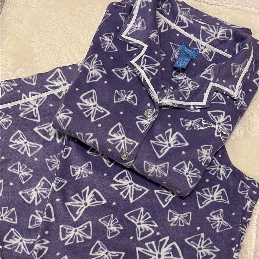 SimplyVera Vera Wang Pajama Set with White Bow Pattern